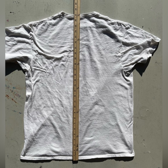 Women's Aaliyah T-Shirt White Face Spell-Out Logo L 90s R&B Graffiti Spray Paint - Picture 9 of 10